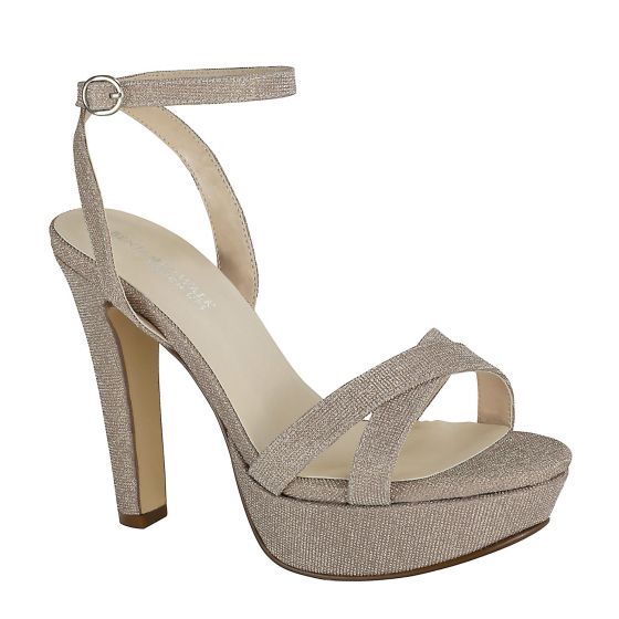 Elena shoe in champagne