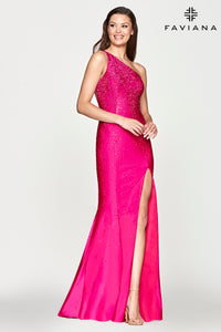 S10632 hot pink at amari prom